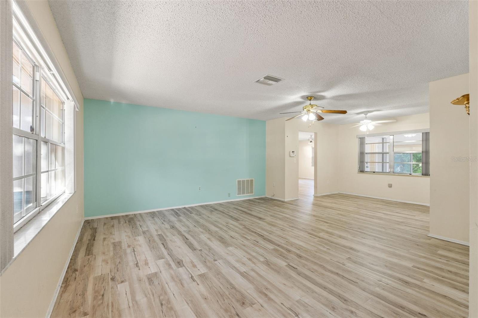 DEER PARK - Residential