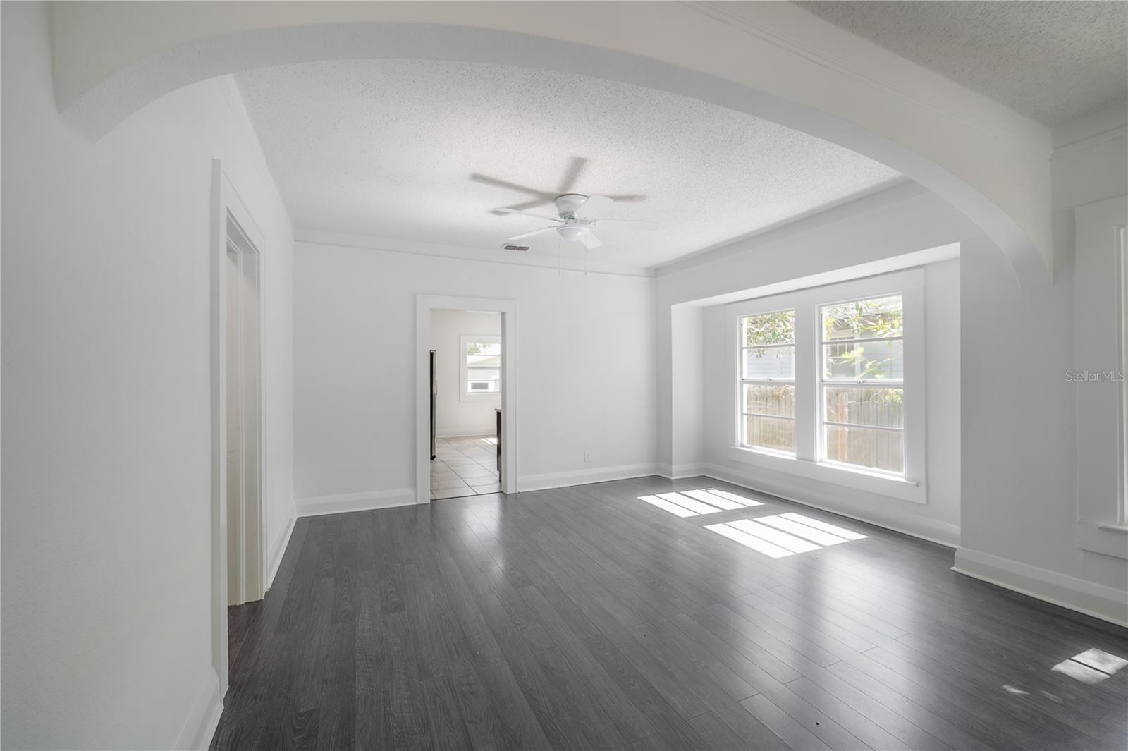 MEADOWBROOK - Residential