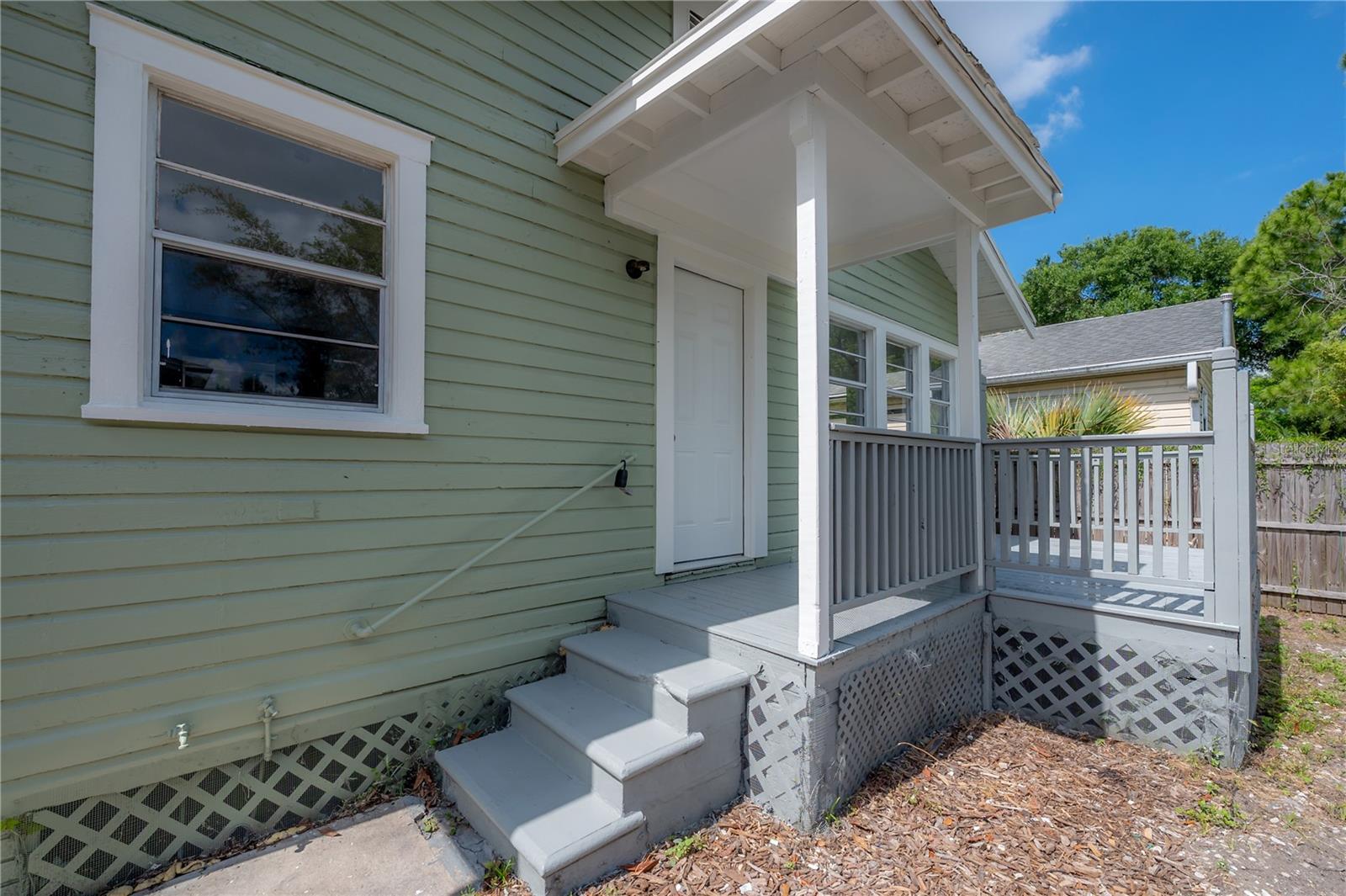 MEADOWBROOK - Residential