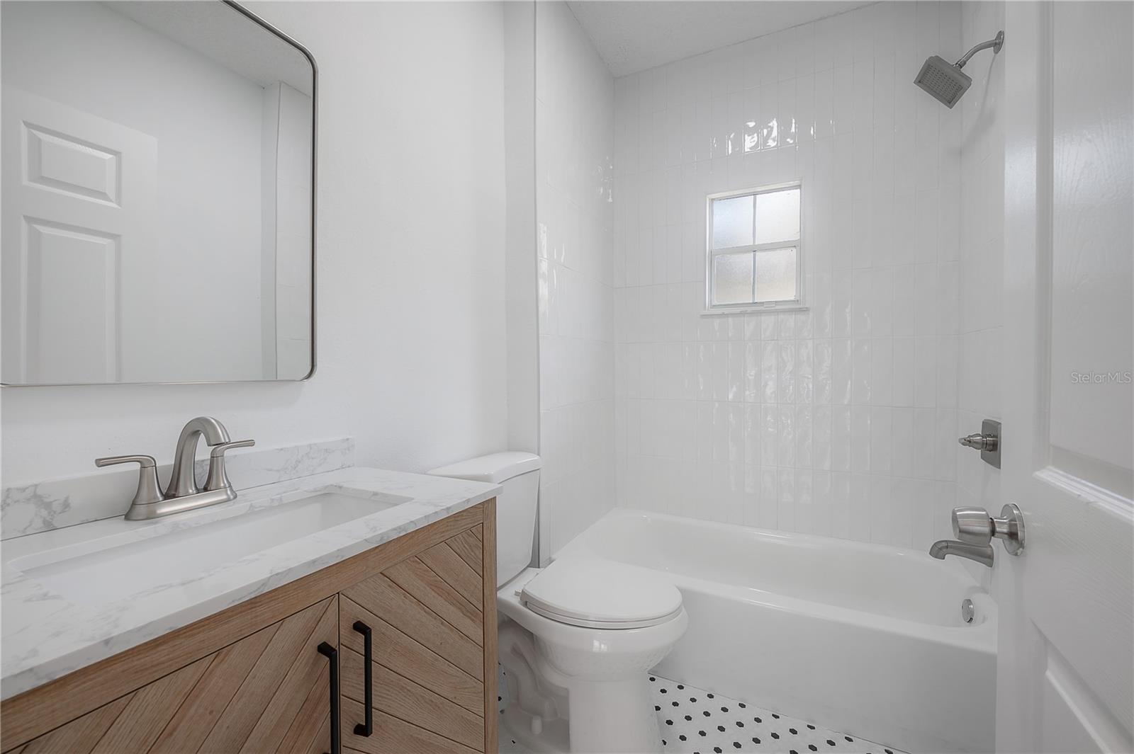 MEADOWBROOK - Residential
