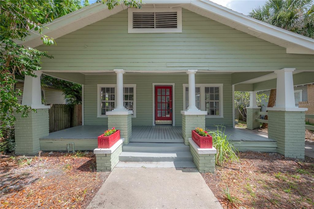 Photo of 103 W North Bay Street, Tampa, FL 33603 (MLS # TB8511041)