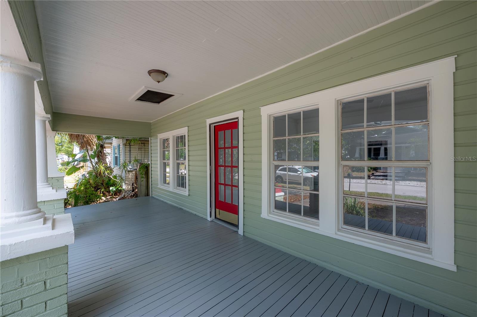 MEADOWBROOK - Residential