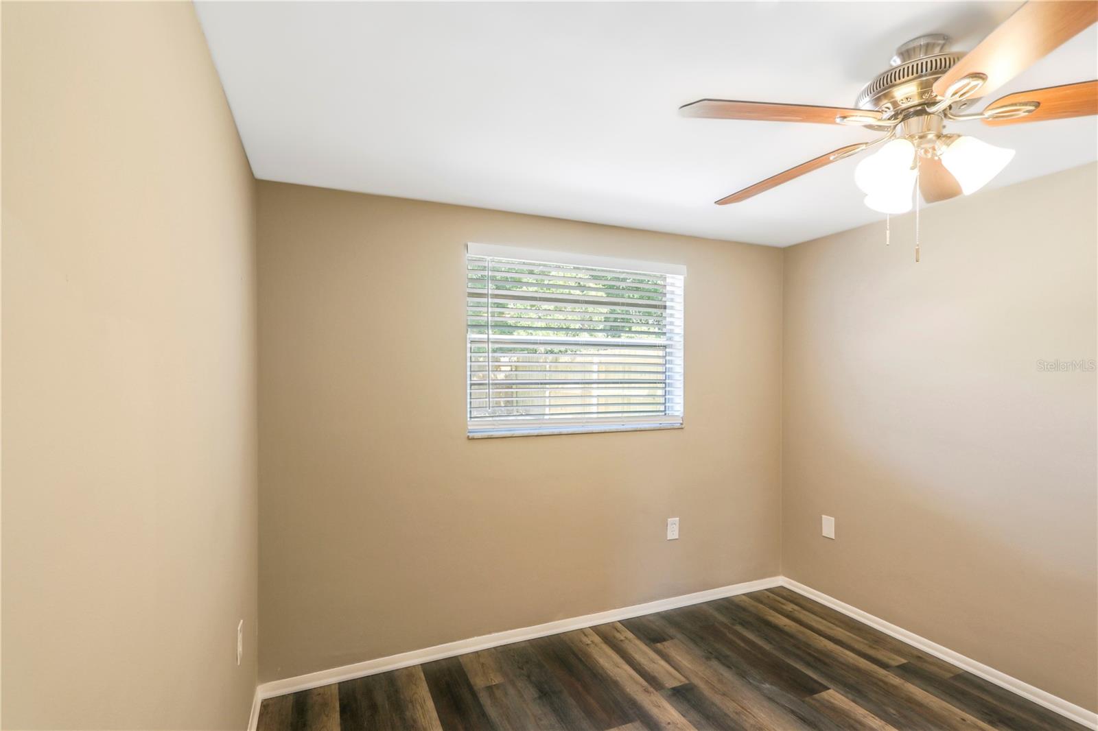 REGENCY PARK - Residential Lease