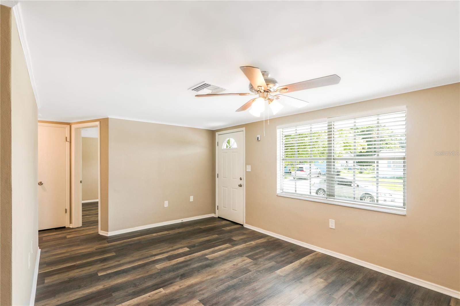 REGENCY PARK - Residential Lease