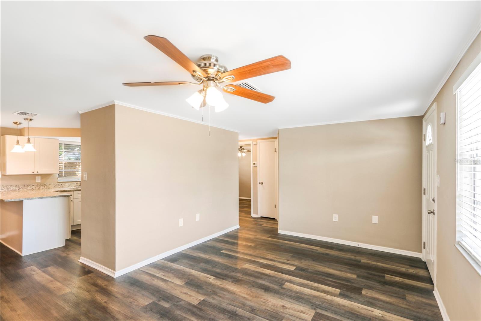 REGENCY PARK - Residential Lease