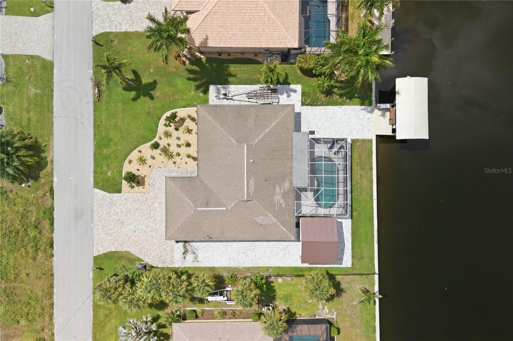 Photo of 136 Sinclair Street SE, Port Charlotte, FL 33952 (MLS # D6148556)