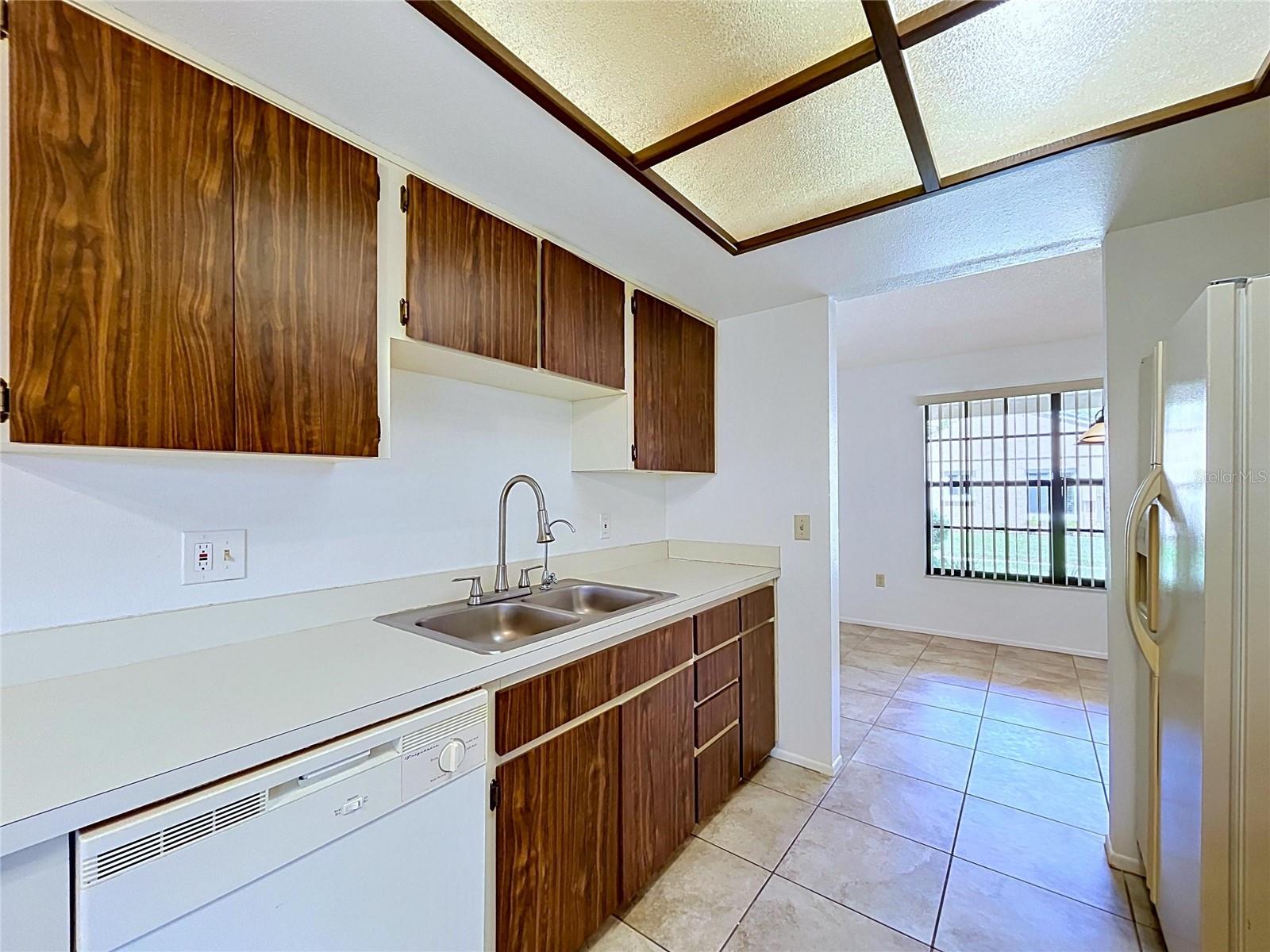 HERITAGE LAKE - Residential