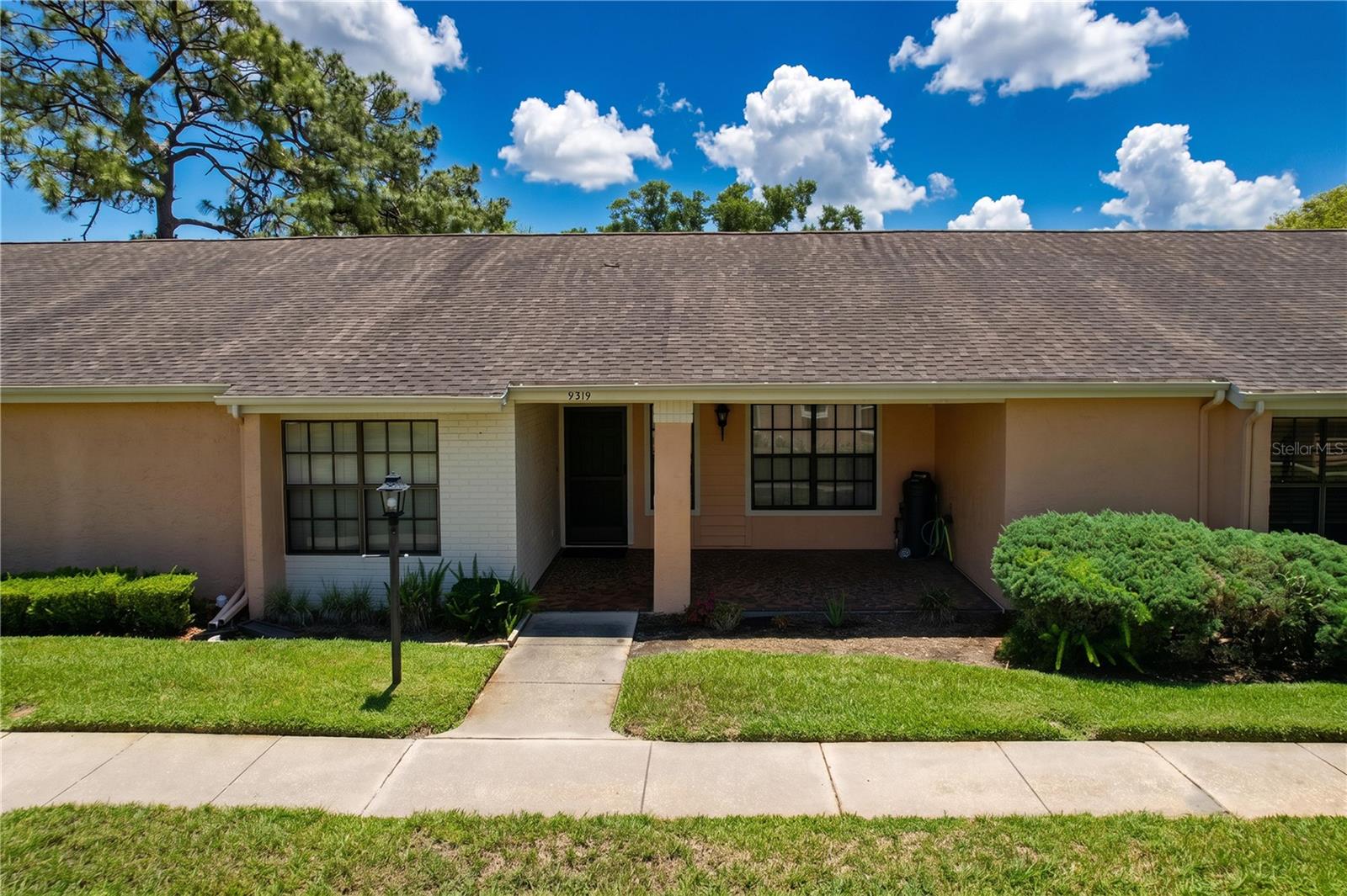 HERITAGE LAKE - Residential
