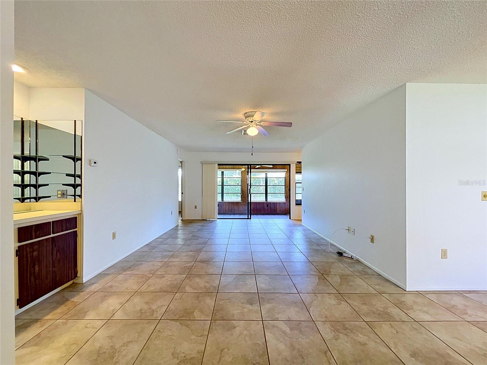 HERITAGE LAKE - Residential
