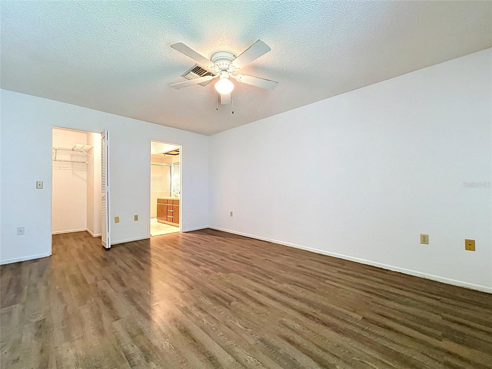 HERITAGE LAKE - Residential