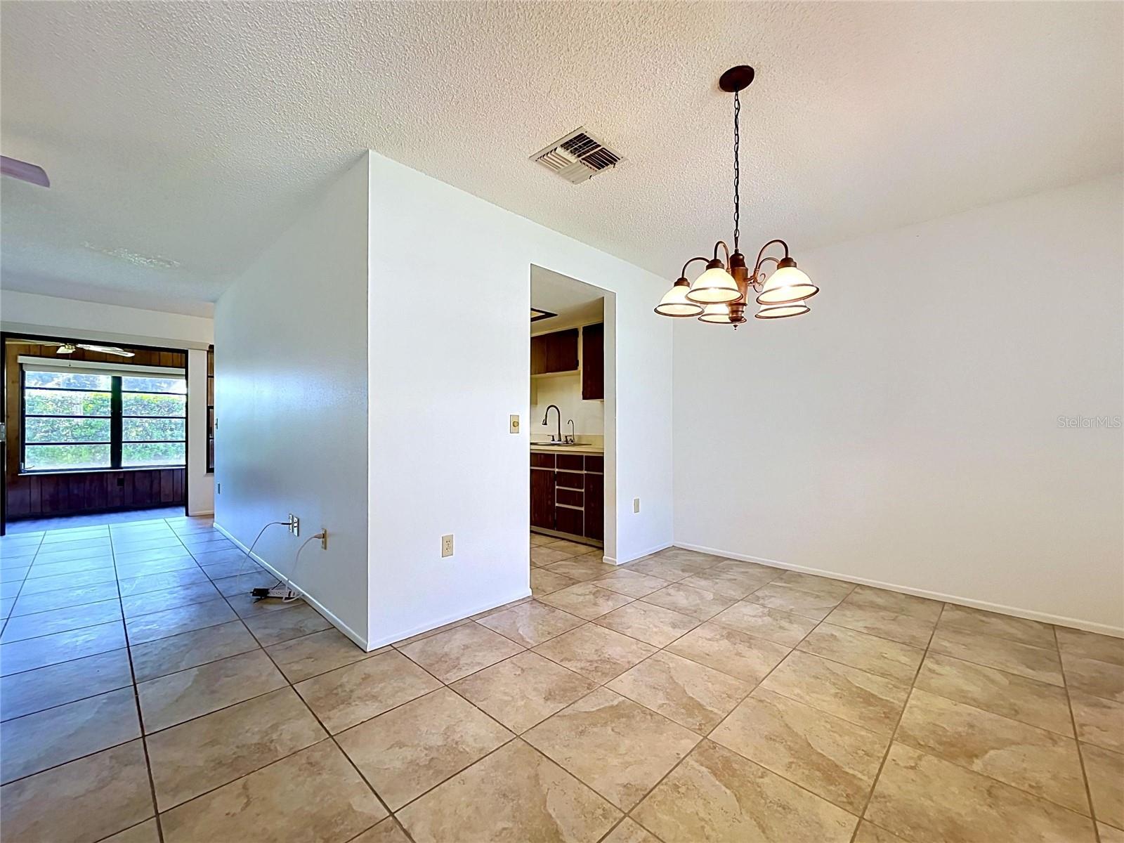 HERITAGE LAKE - Residential