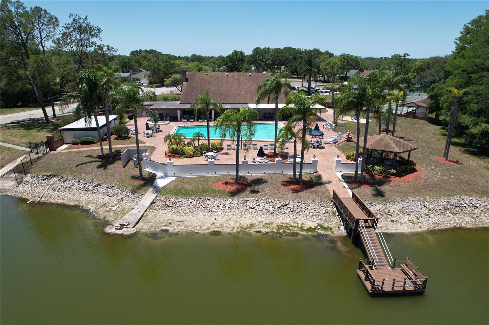 HERITAGE LAKE - Residential