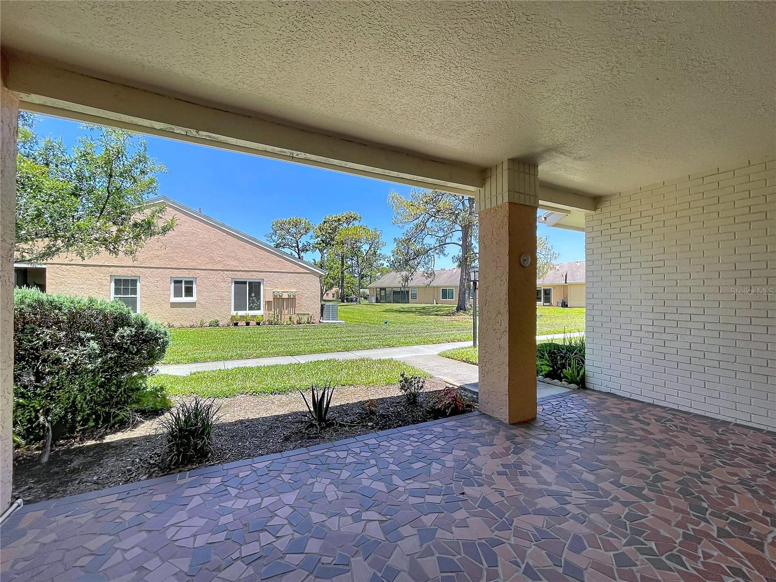 HERITAGE LAKE - Residential