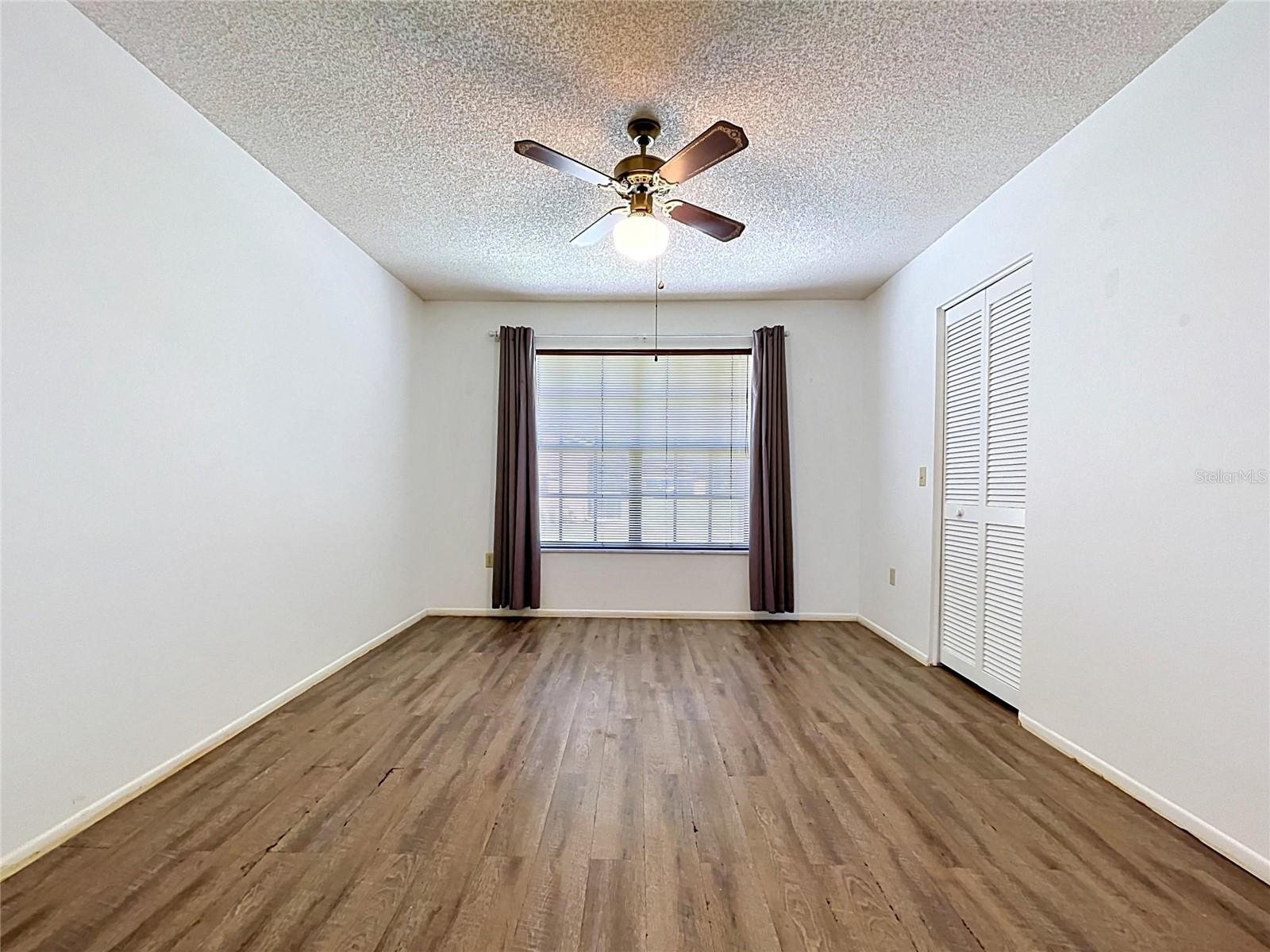 HERITAGE LAKE - Residential