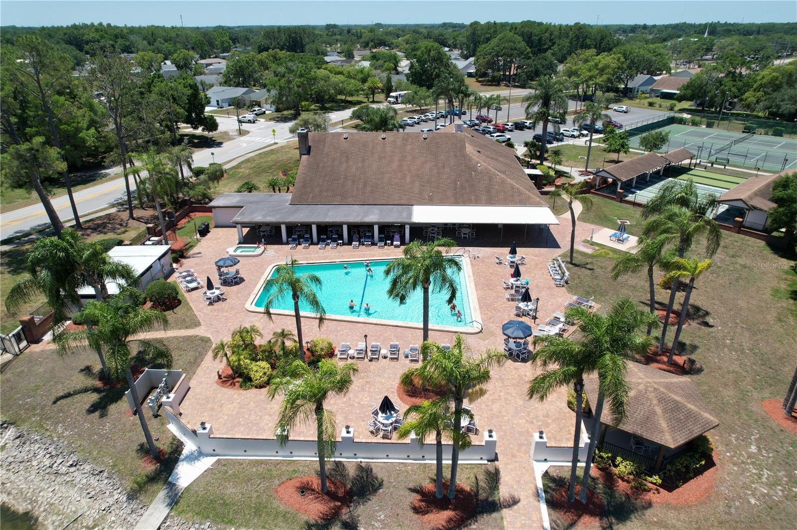HERITAGE LAKE - Residential