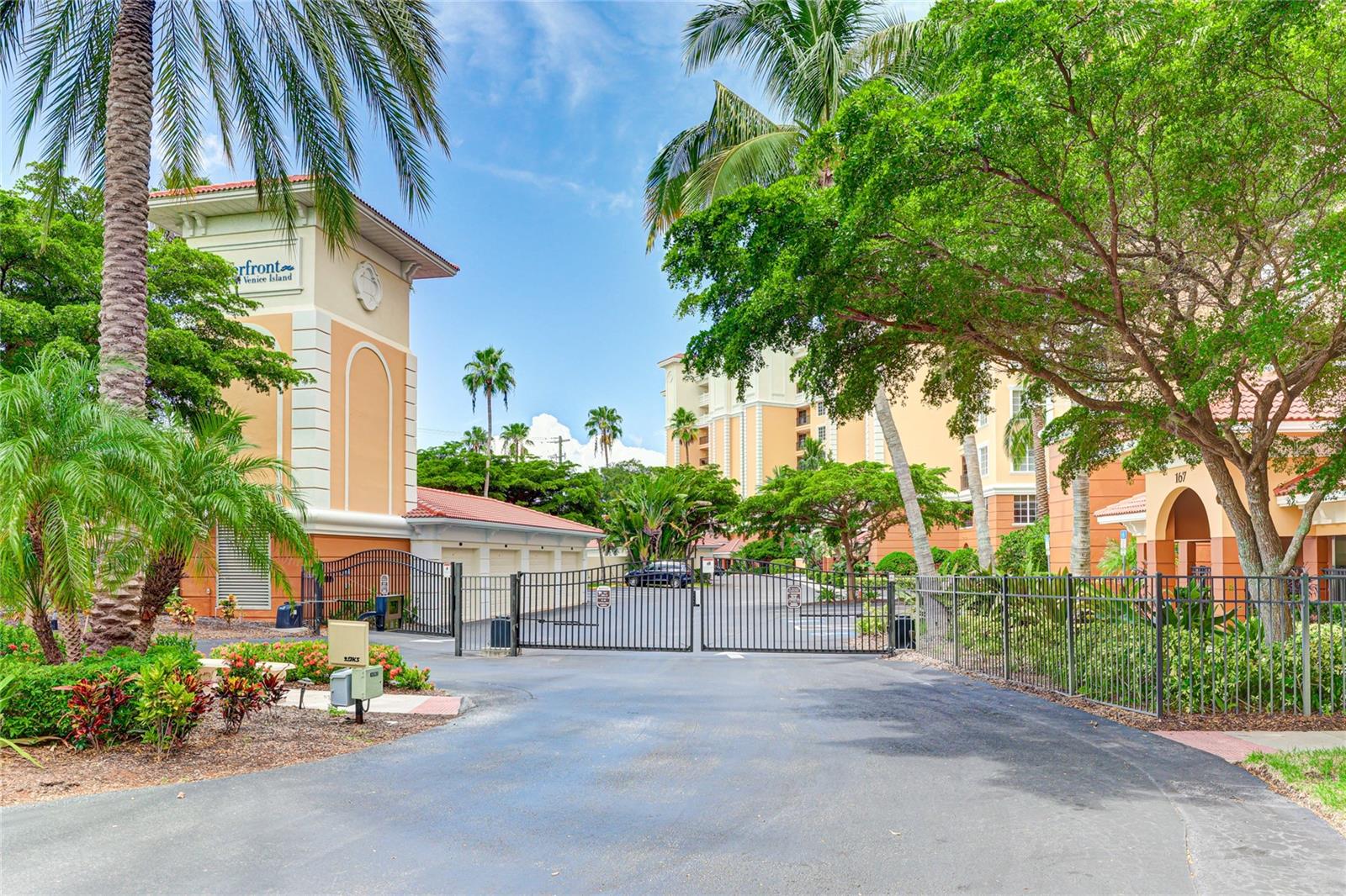 THE WATERFRONT ON VENICE ISLND - Residential