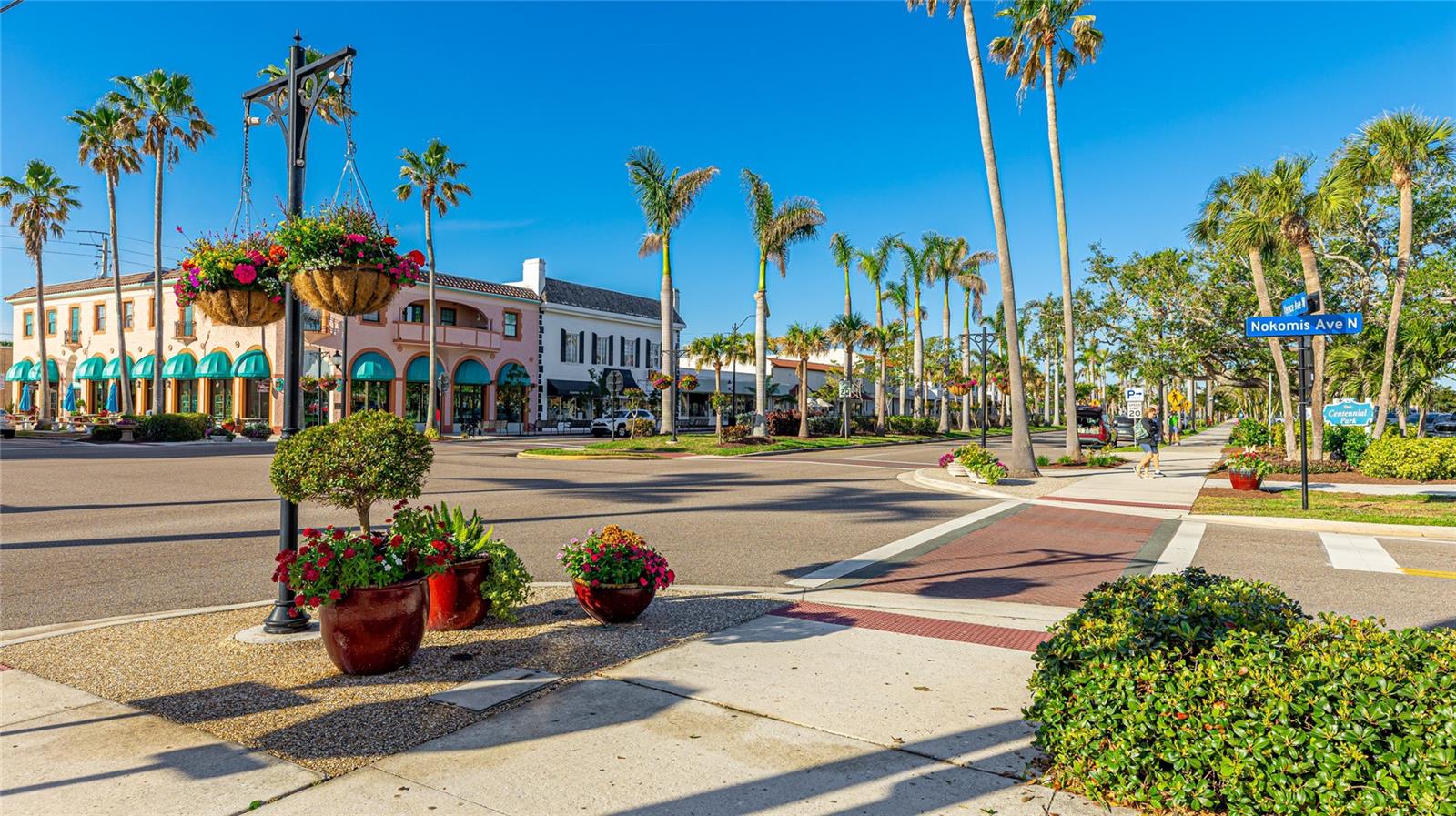 THE WATERFRONT ON VENICE ISLND - Residential