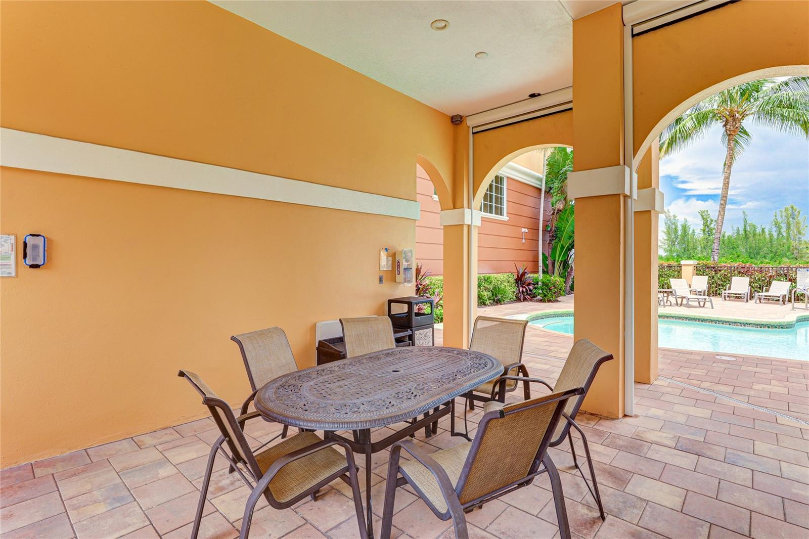 THE WATERFRONT ON VENICE ISLND - Residential