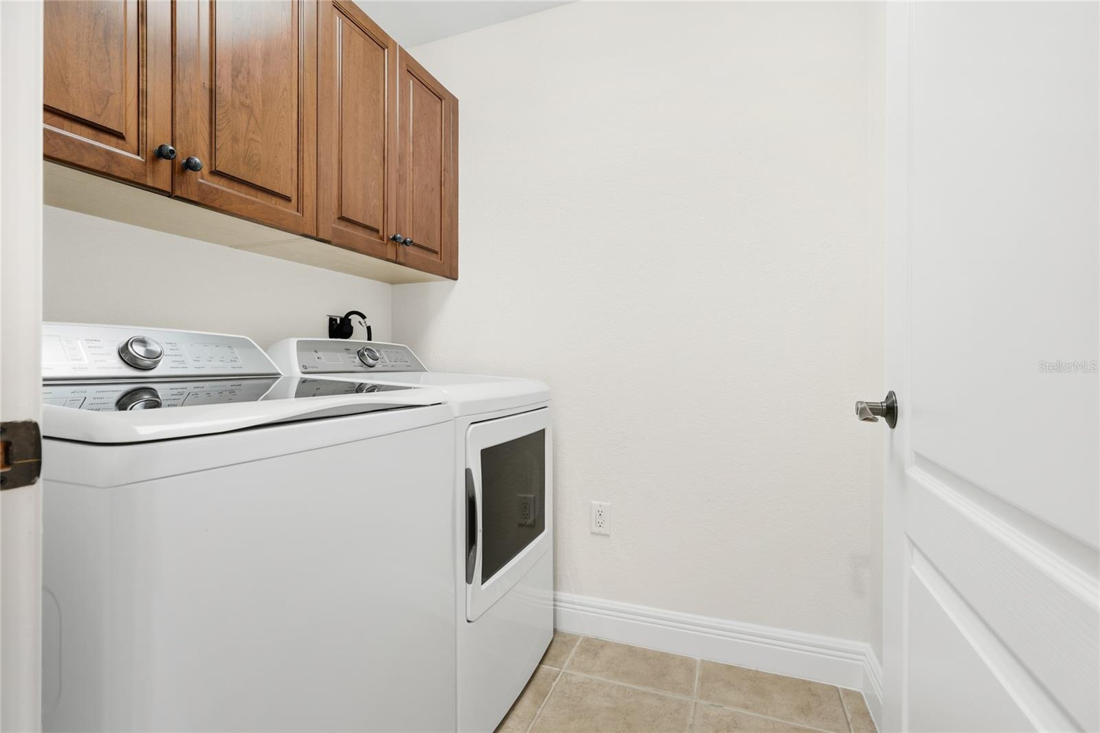 THE WATERFRONT ON VENICE ISLND - Residential