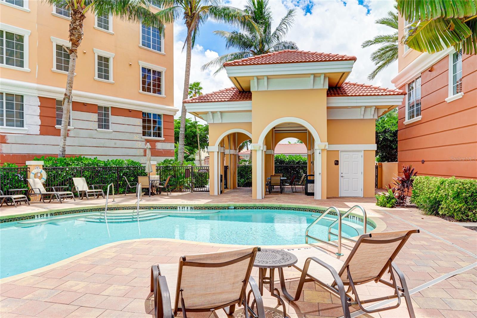 THE WATERFRONT ON VENICE ISLND - Residential