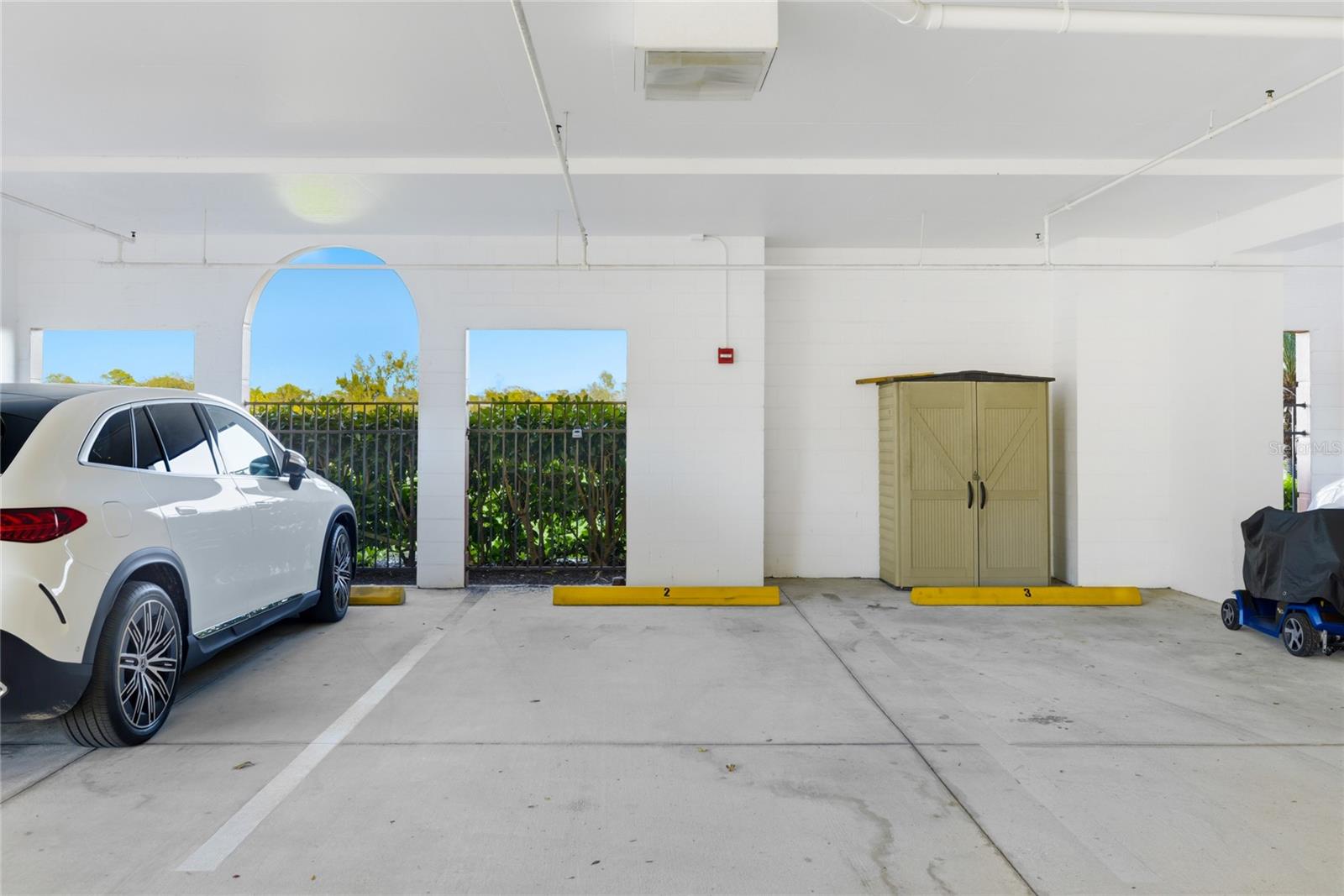 THE WATERFRONT ON VENICE ISLND - Residential