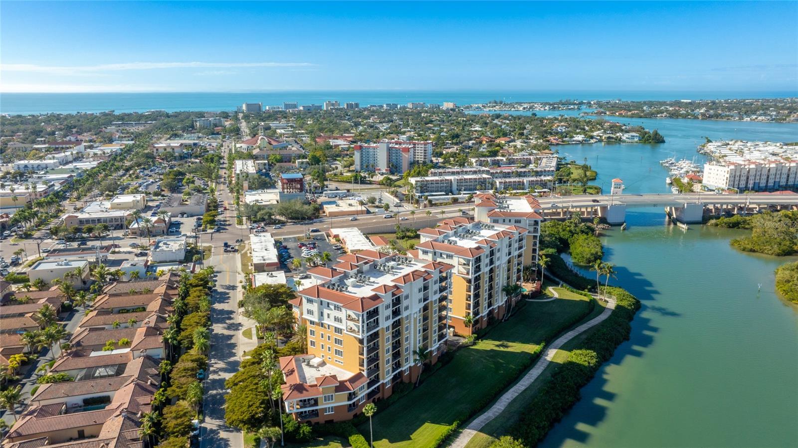THE WATERFRONT ON VENICE ISLND - Residential