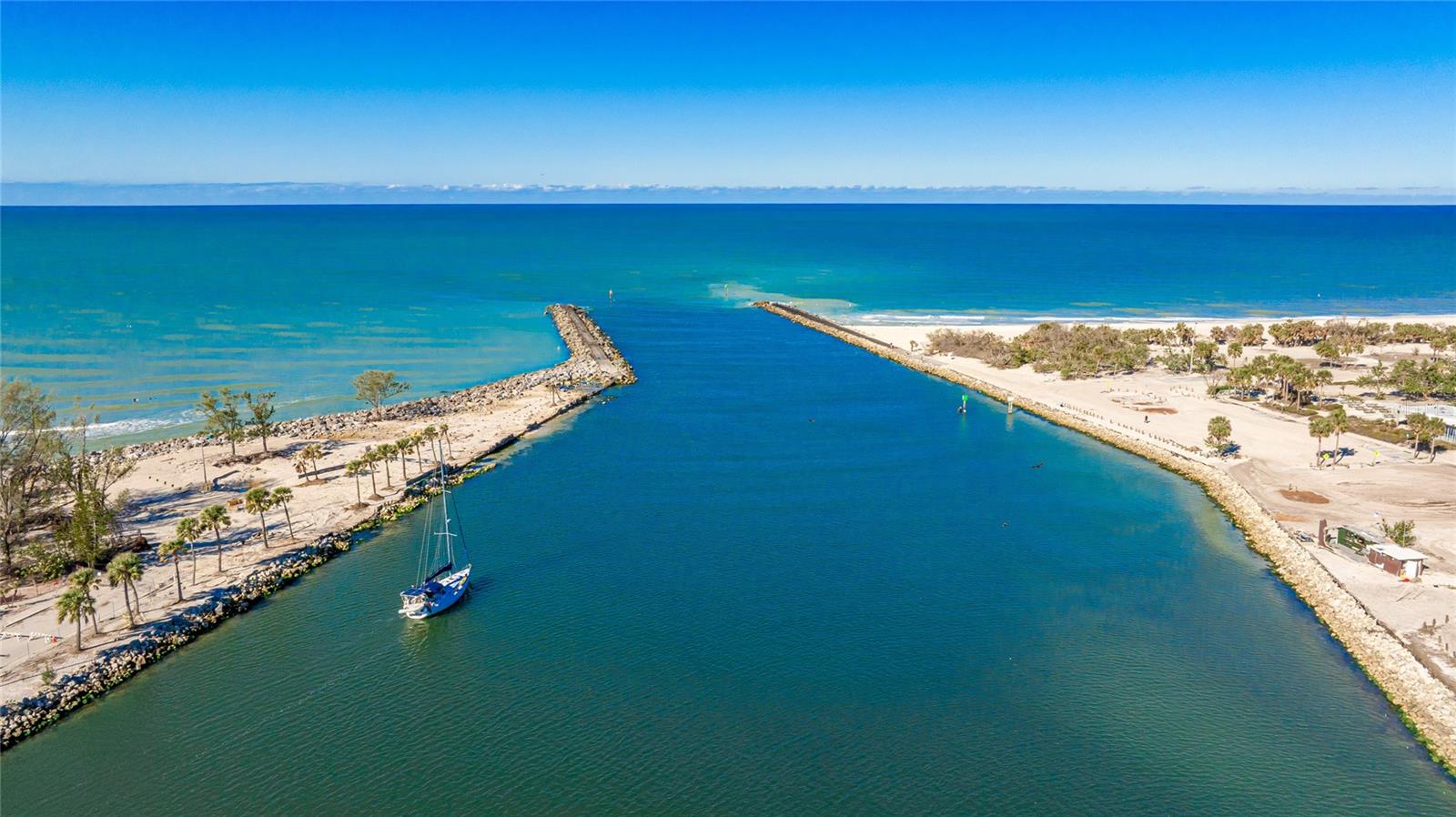 THE WATERFRONT ON VENICE ISLND - Residential