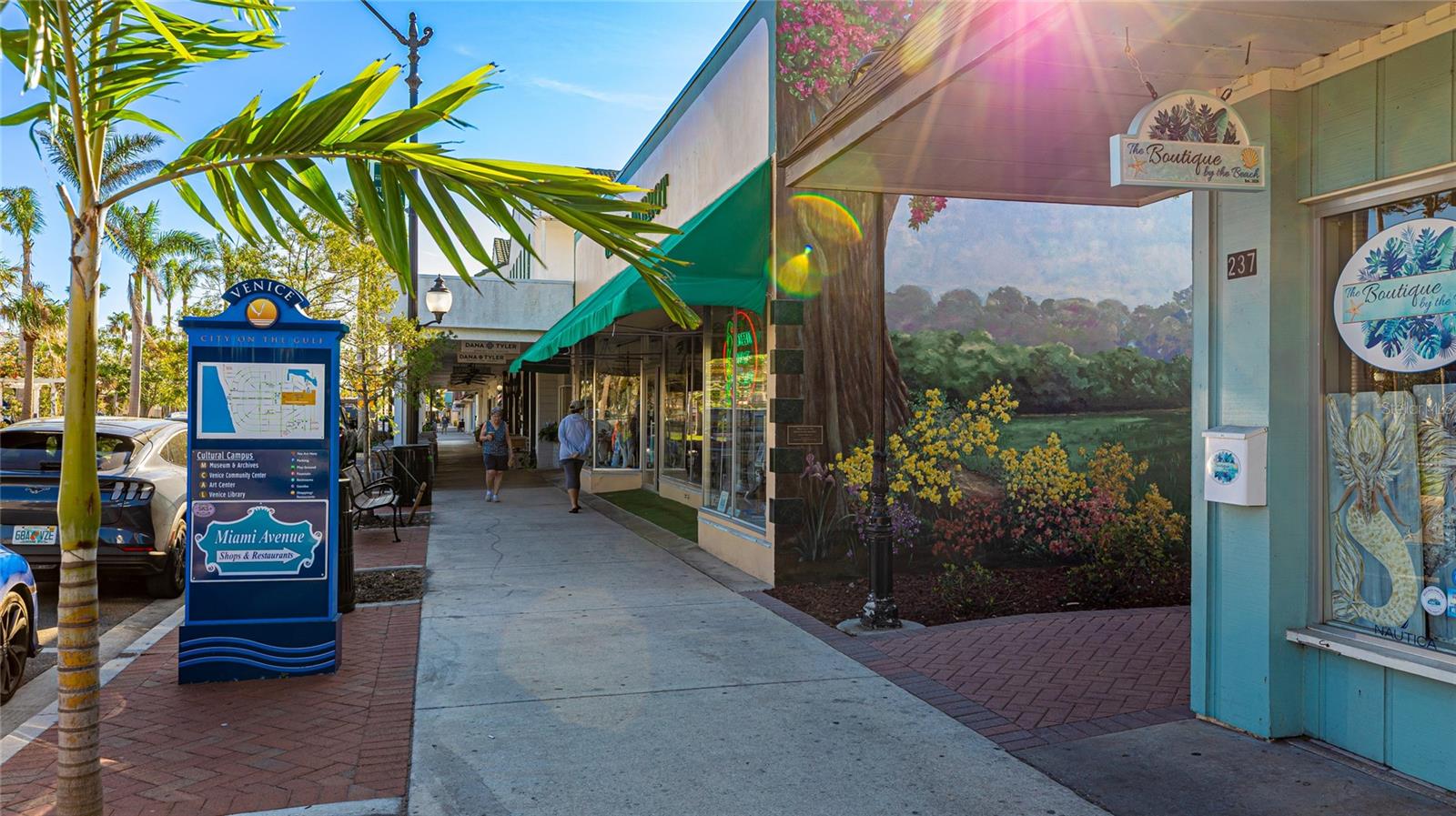 THE WATERFRONT ON VENICE ISLND - Residential