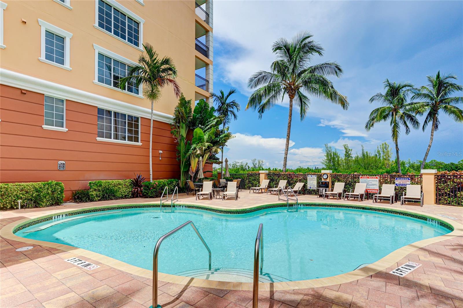 THE WATERFRONT ON VENICE ISLND - Residential