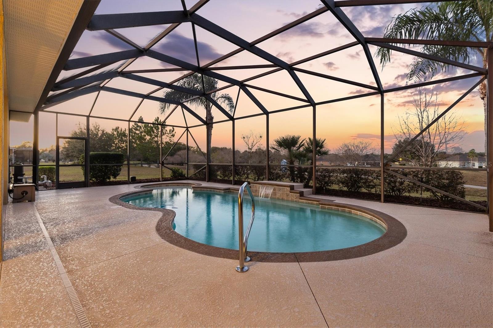 LAKES OF LADY LAKE - Residential