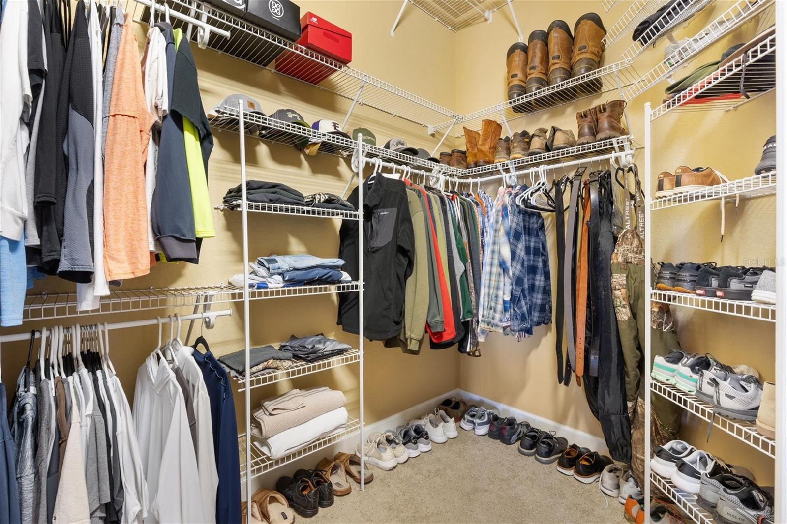 LAKES OF LADY LAKE - Residential