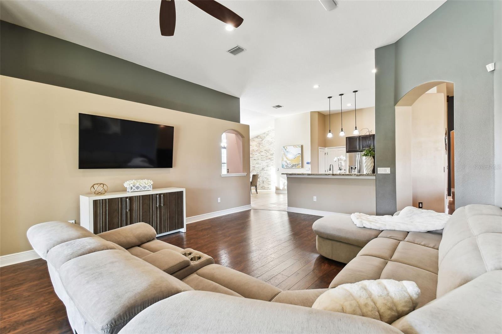 WIGGINS ESTATES - Residential