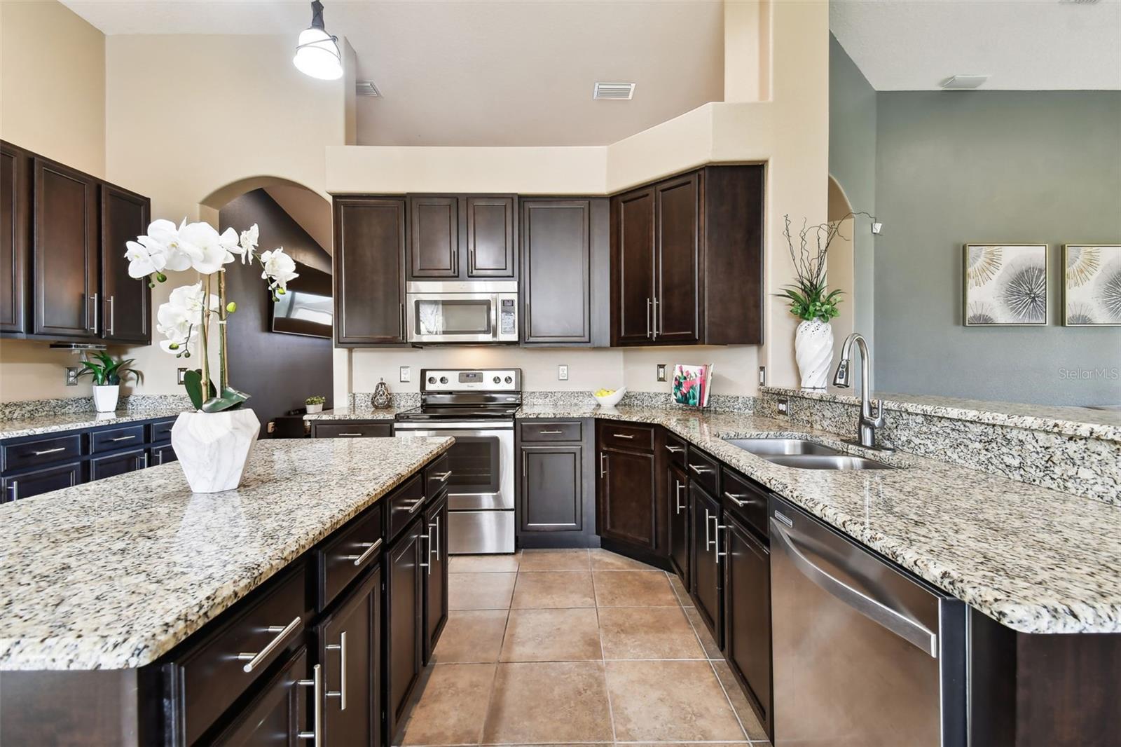 WIGGINS ESTATES - Residential