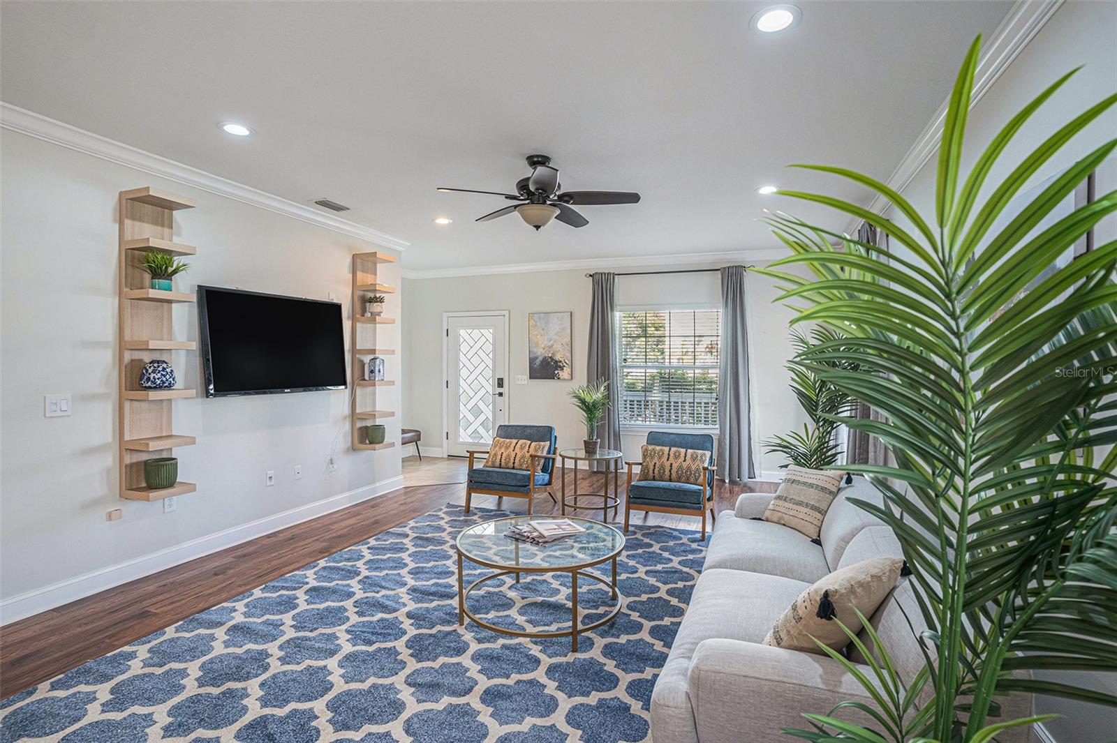 MAC FARLANE HUGH C SUB - Residential