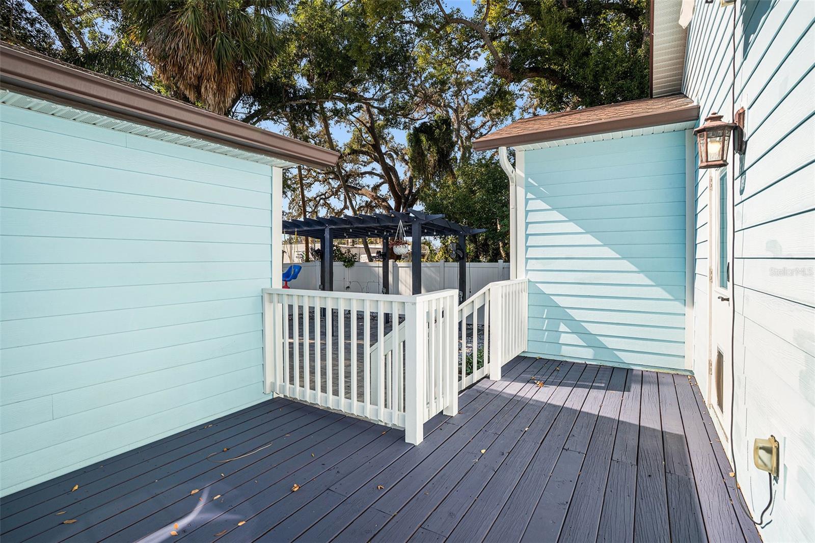 MAC FARLANE HUGH C SUB - Residential