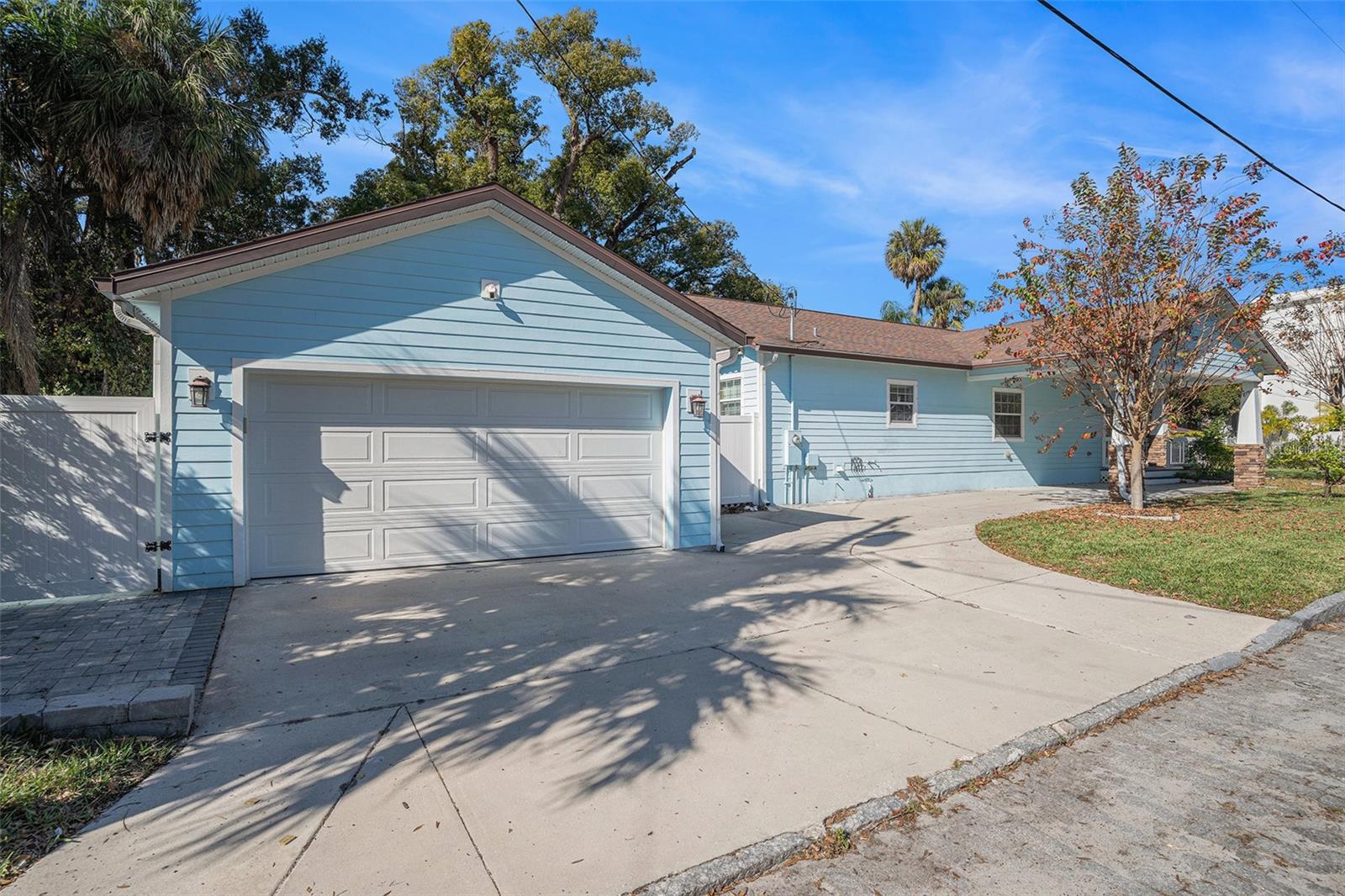 MAC FARLANE HUGH C SUB - Residential