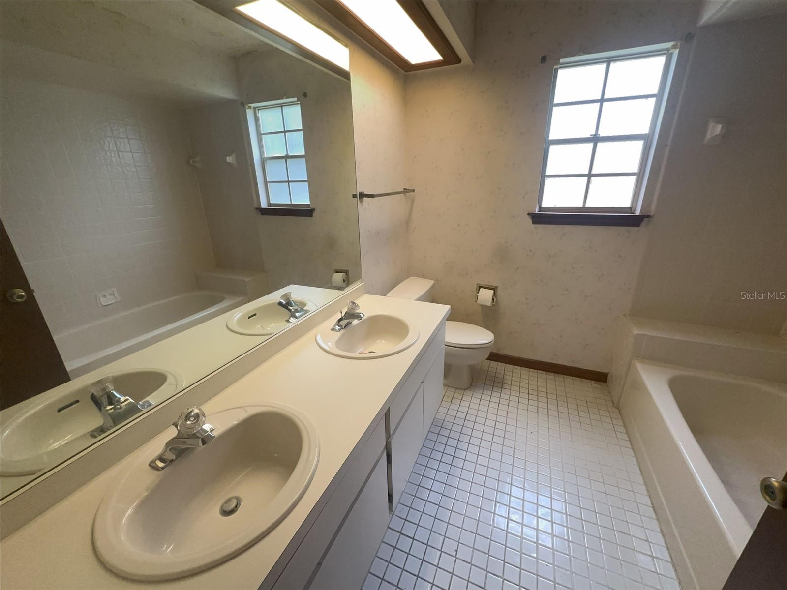 BRYN MAWR UT 4 PH 1 - Residential
