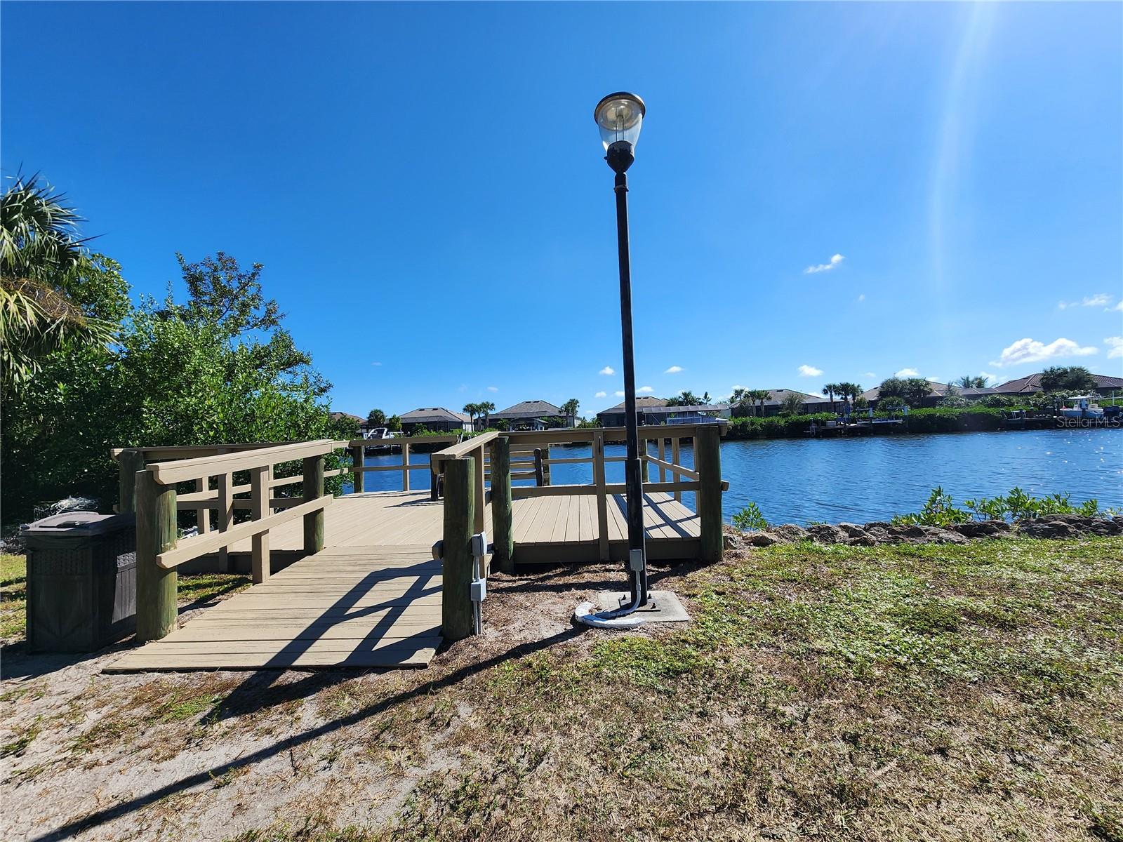 VILLAGE HOLIDAY LAKE - Land