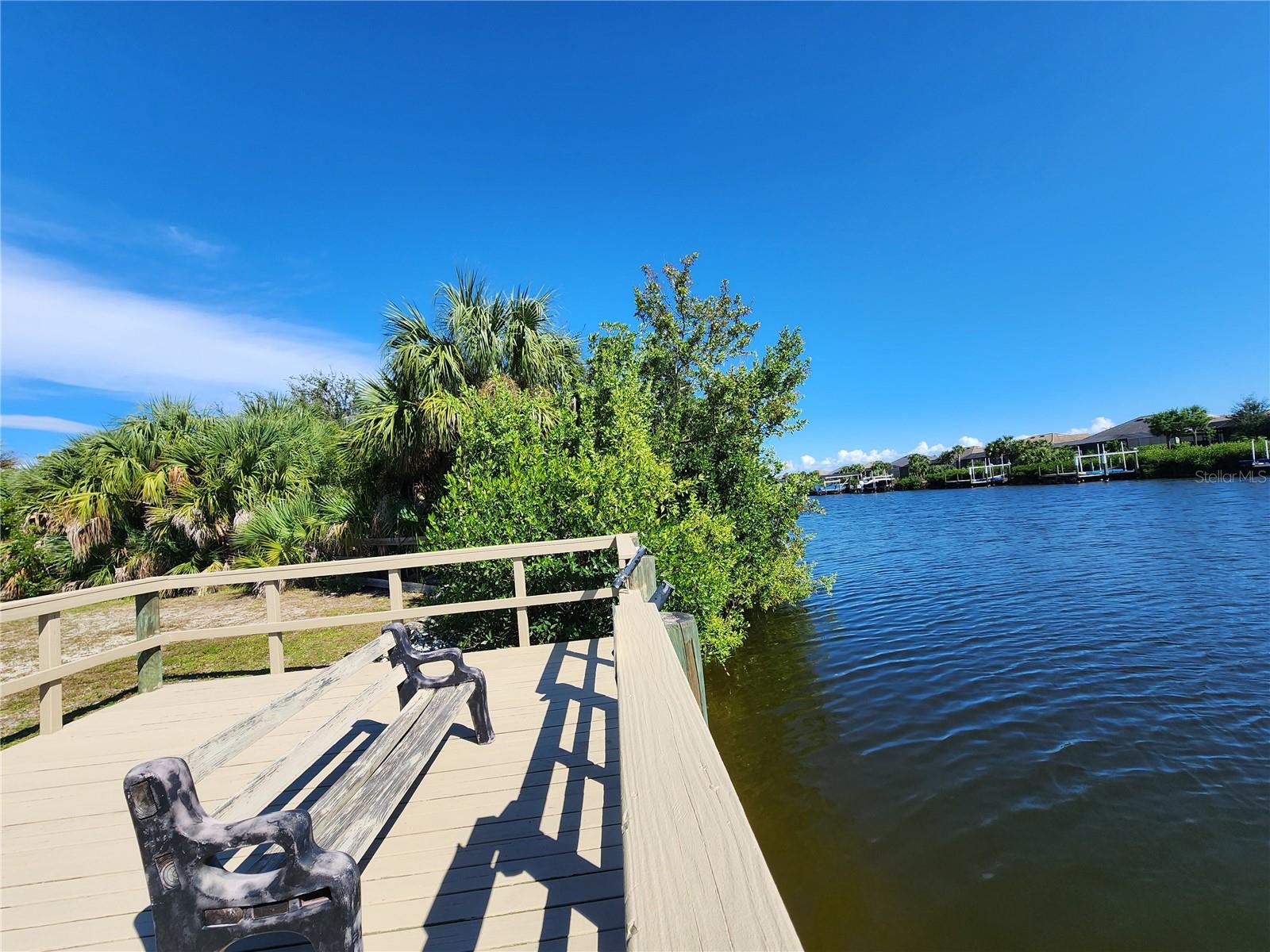 VILLAGE HOLIDAY LAKE - Land