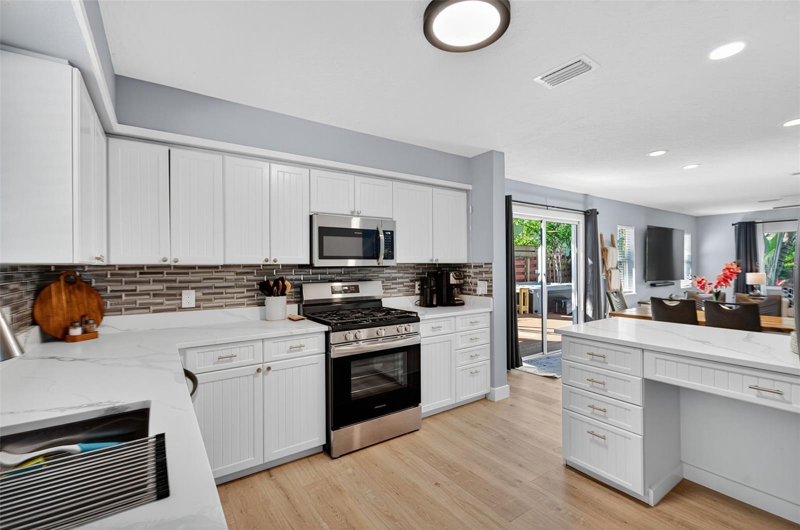 RIVERVIEW CONTINUED - Residential