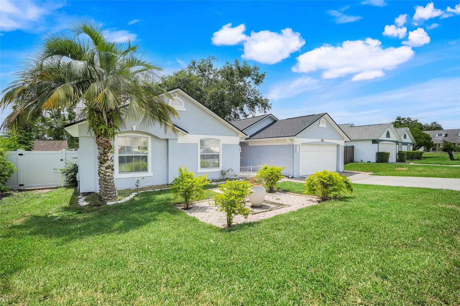 1322 RAVIDA WOODS DRIVE