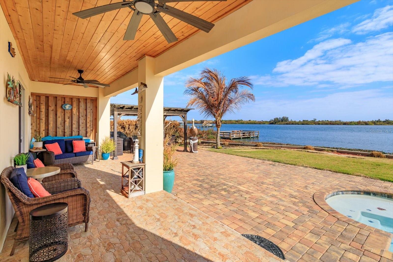 TOTEM PARK - Residential