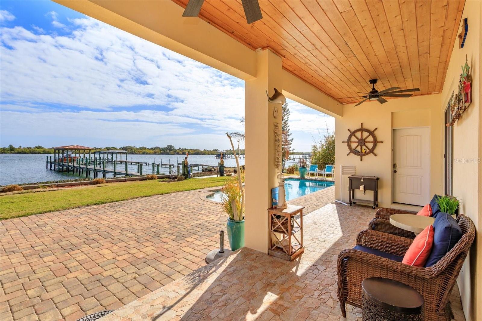 TOTEM PARK - Residential