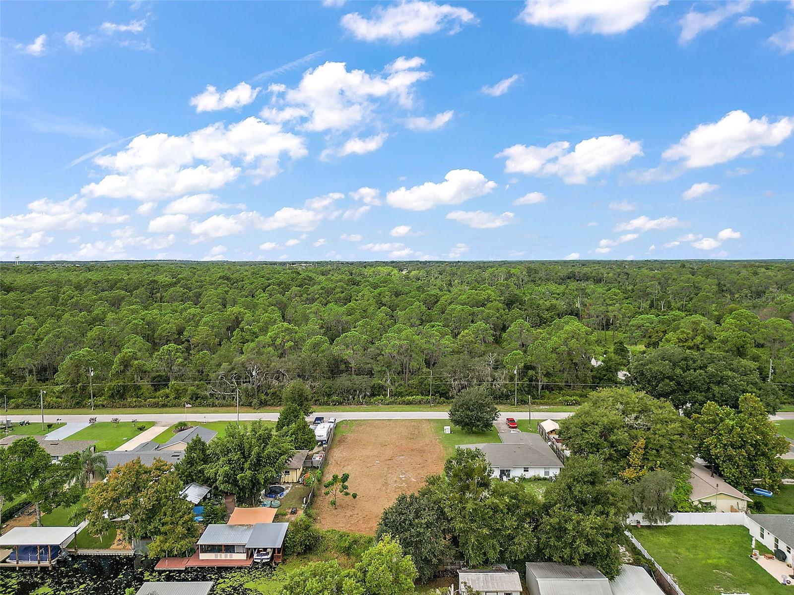 WESTERN SHORES - Land