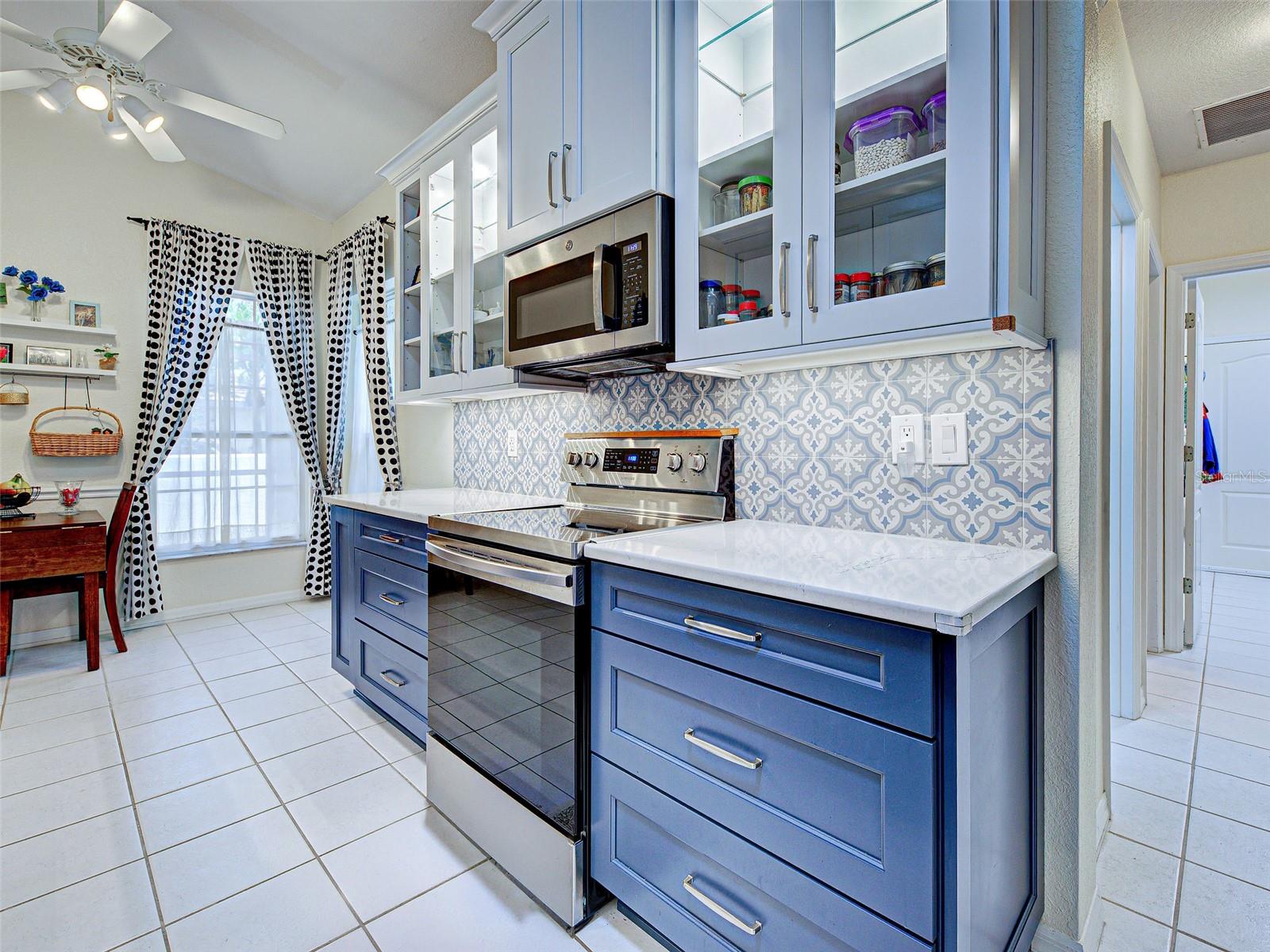 VISTA DEL LAGO - Residential