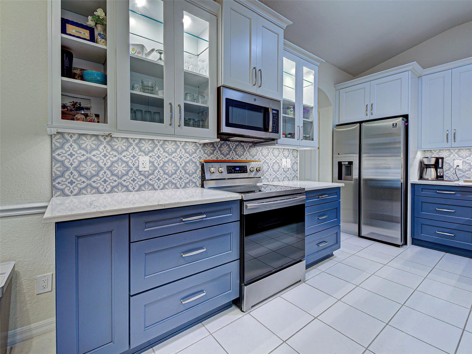 VISTA DEL LAGO - Residential