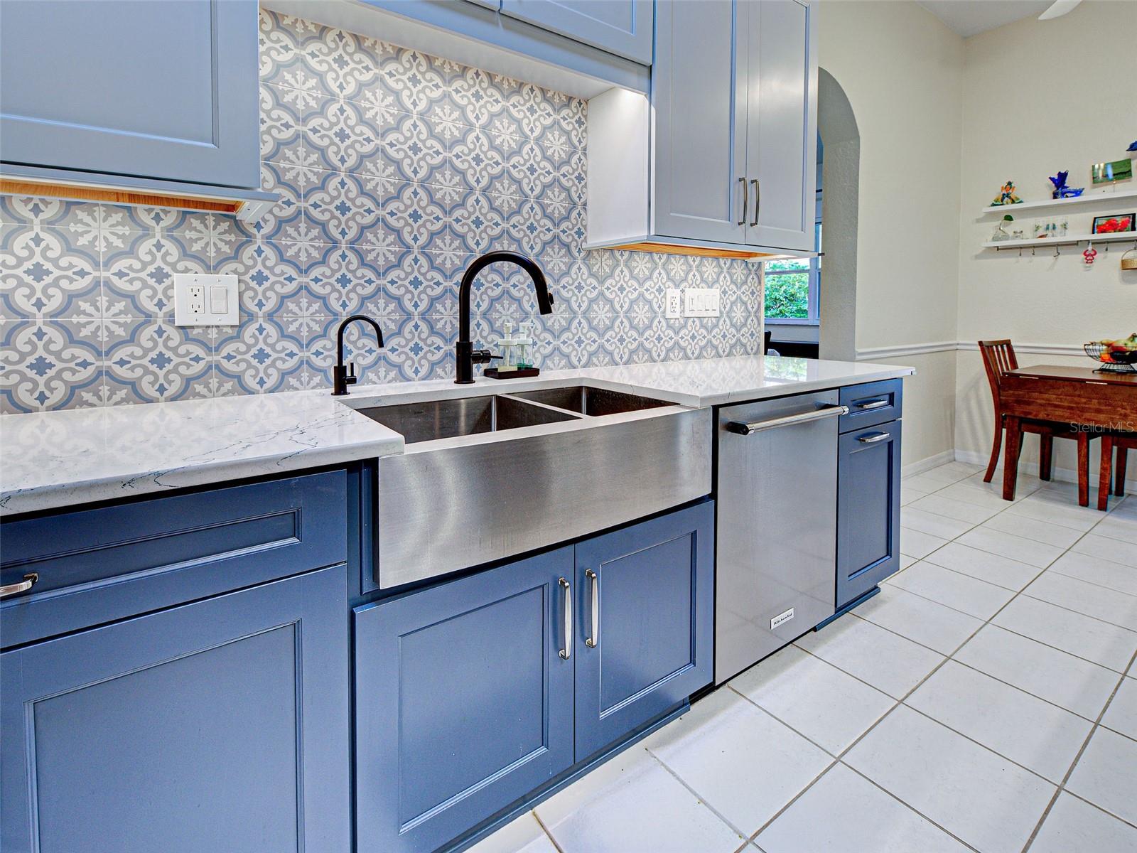 VISTA DEL LAGO - Residential