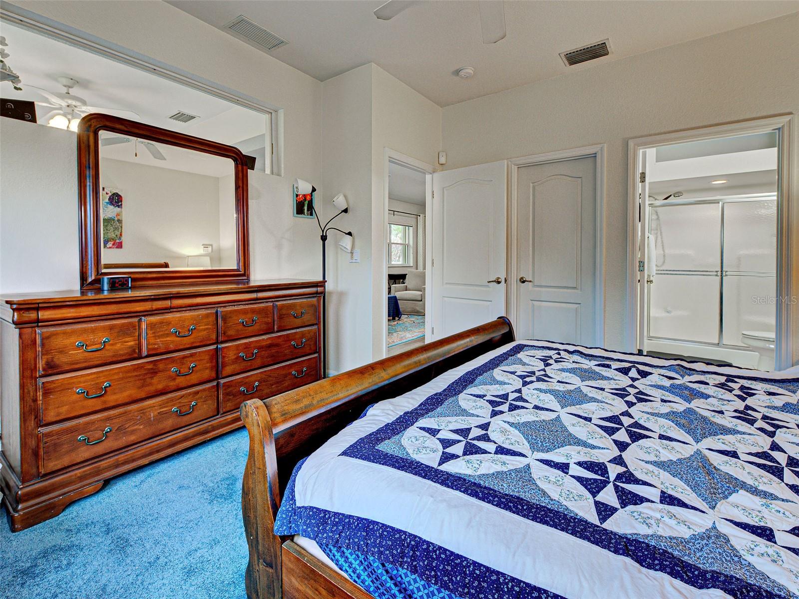 VISTA DEL LAGO - Residential