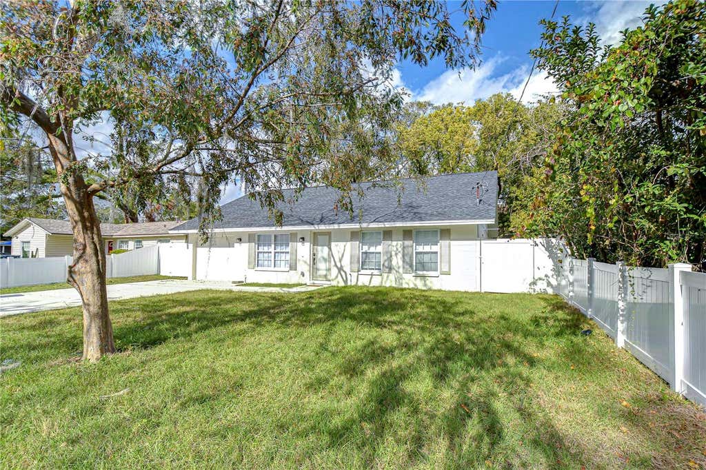 Photo of 1205 W Hollywood Street, Tampa, FL 33604 (MLS # TB8541780)