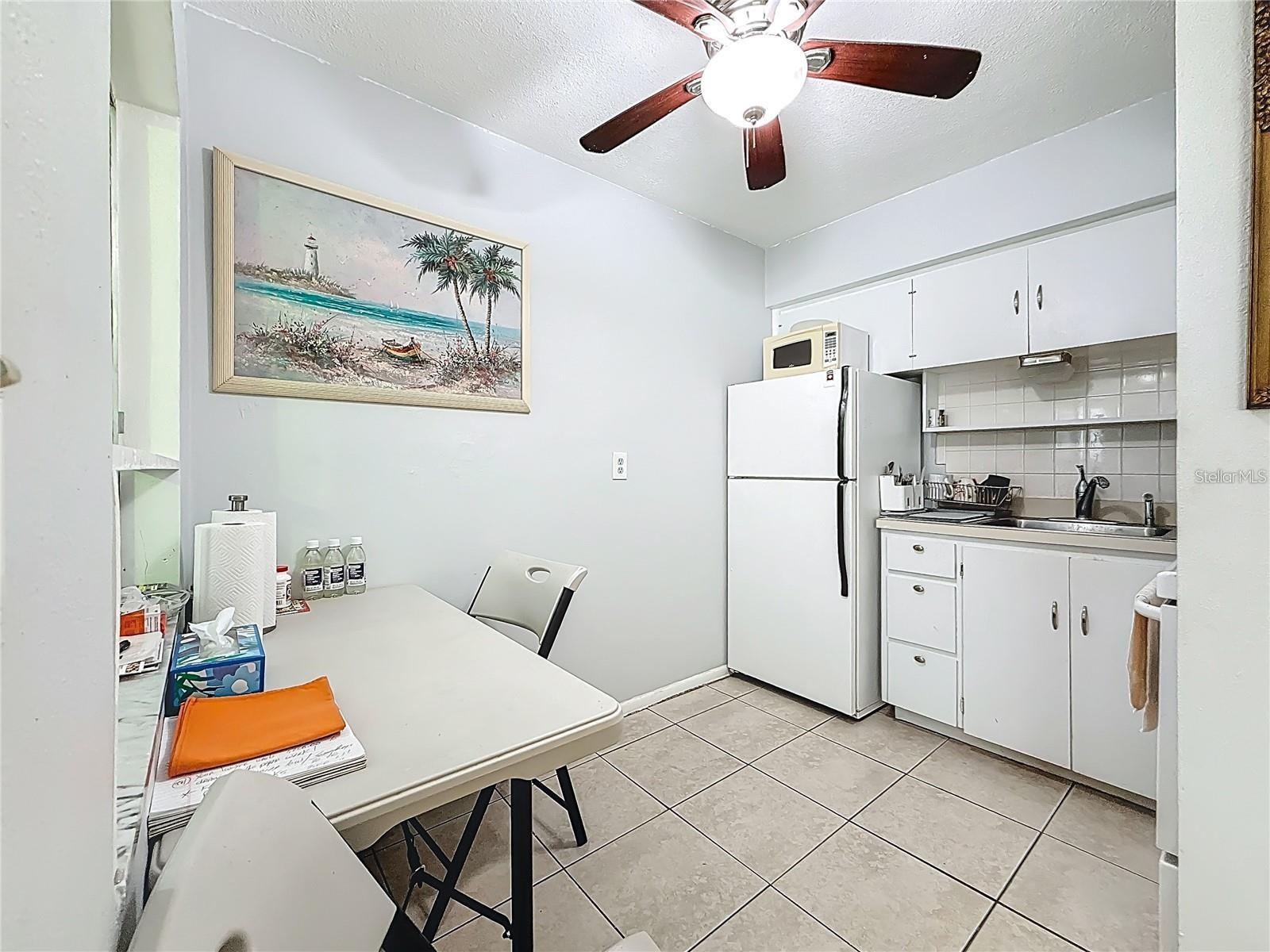SHANGRI-LA APT PARK - Residential Lease